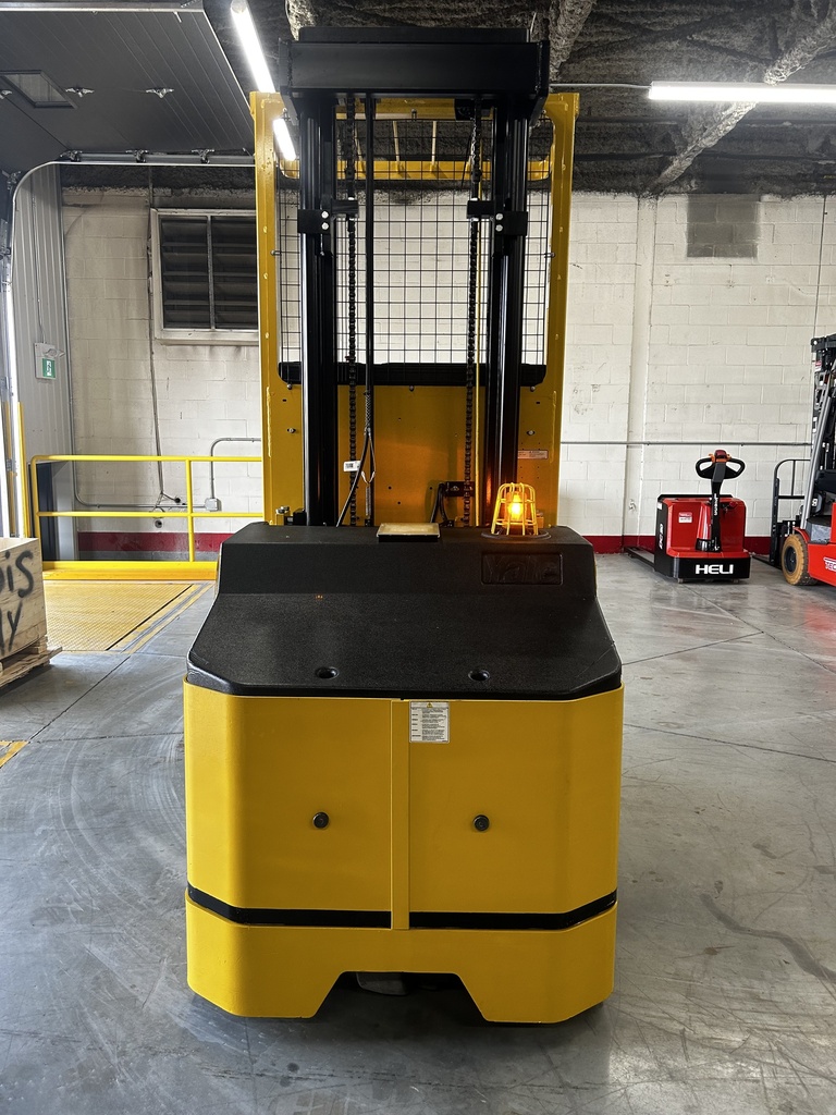 L-1667 - 2015 YALE 3000LBS