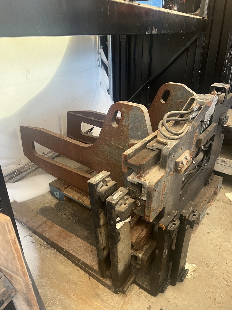 AURAMO LC32G8B BWBA2986