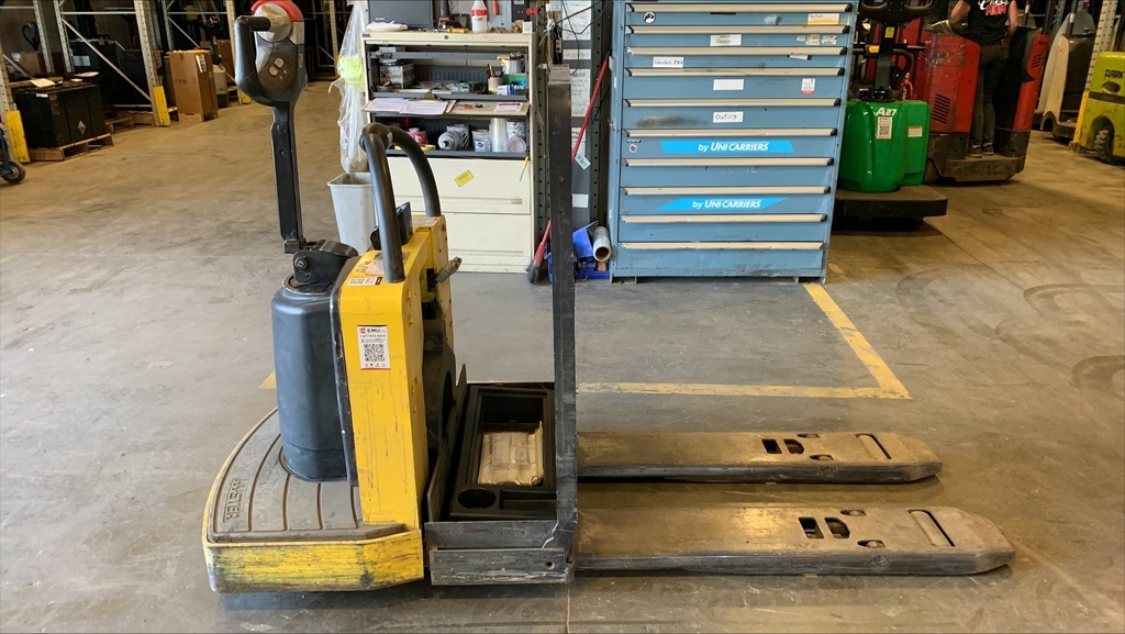 HYSTER B60ZAC D230N01631R ''27X48''