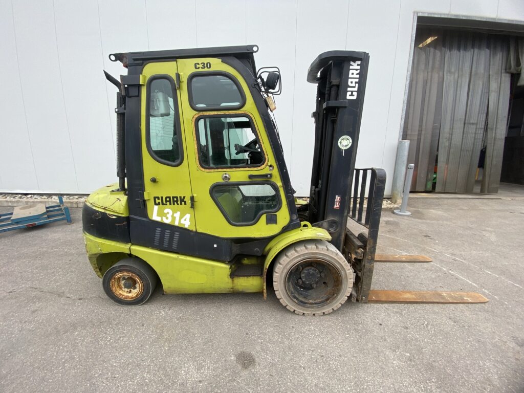 CLARK C30D P232D-1539-9677-KF ''84X189(3)''