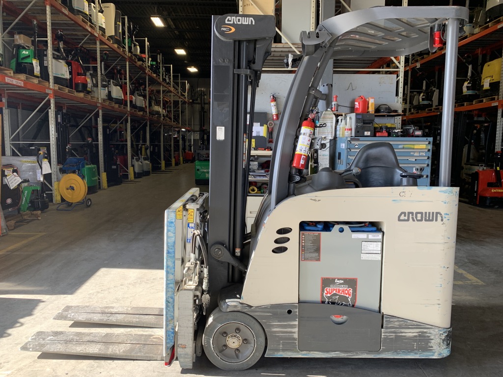 CROWN RC5545-40 1A485717 "89X208(3)"
