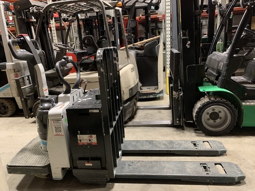 [UNI0216896] UNICARRIERS RPX80B (RPXT2W2G80BV) 2W28-9324619 ''27X48''