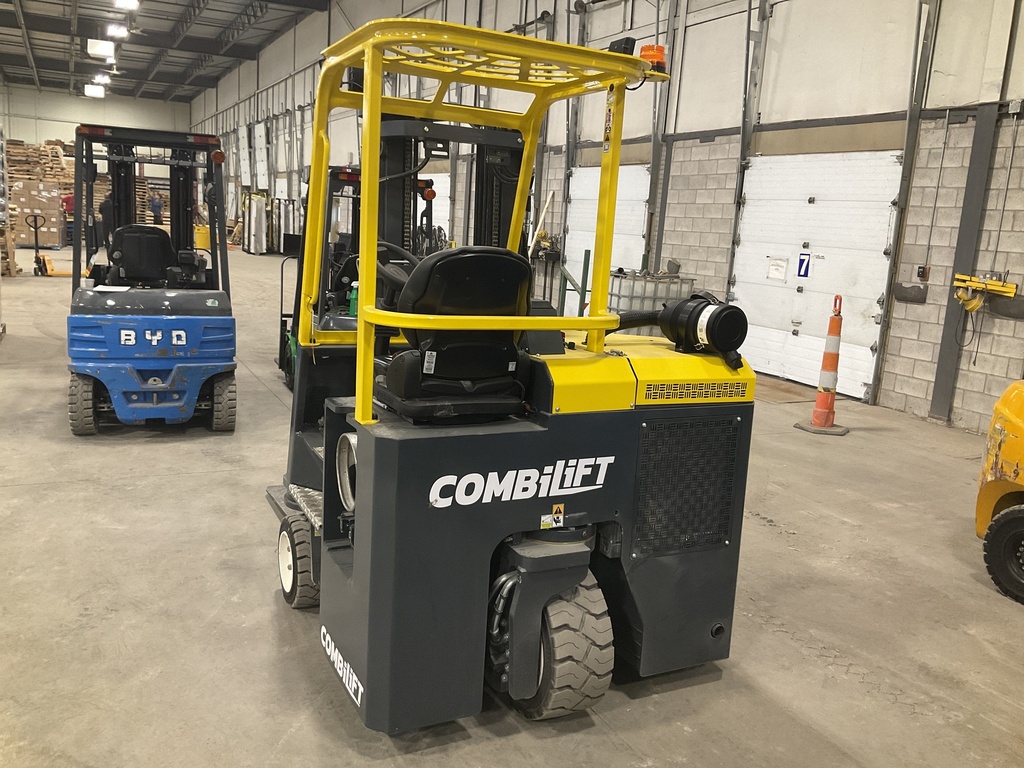 54272 - 2021 COMBILIFT 6000LBS