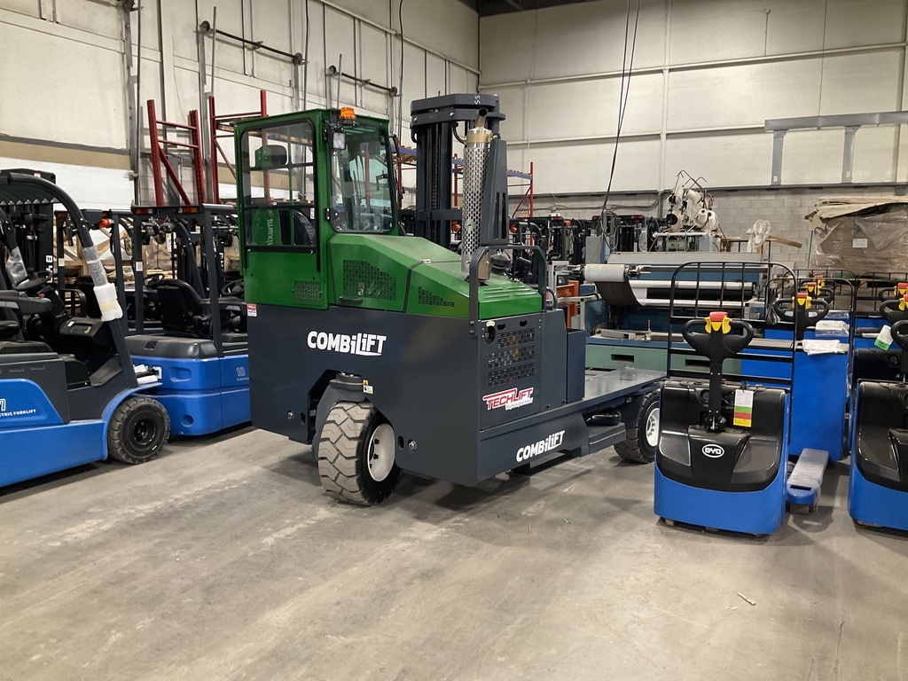 54489 - 2023 COMBILIFT 10000LBS