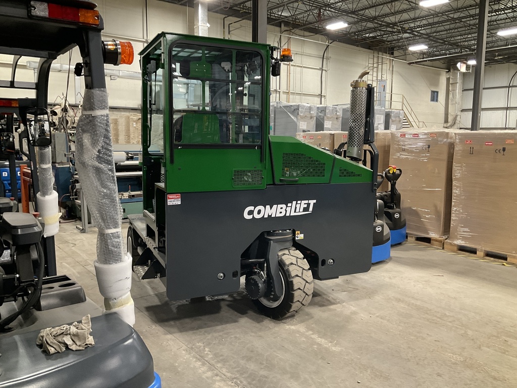 54489 - 2023 COMBILIFT 10000LBS