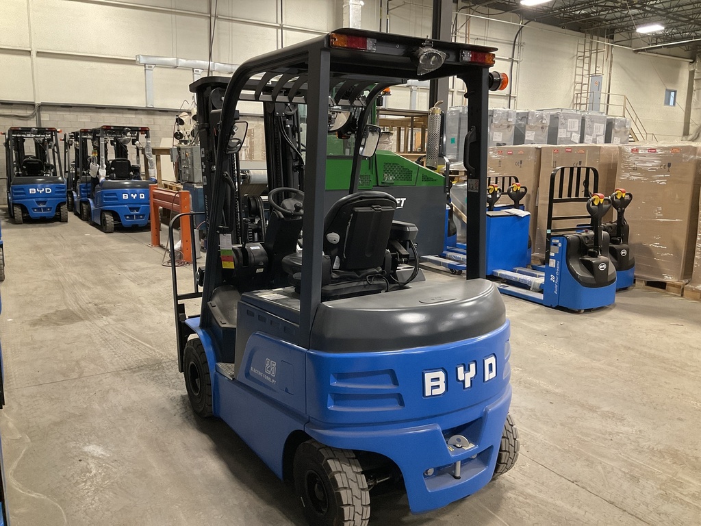 54430 - 2022 BYD 5000LBS