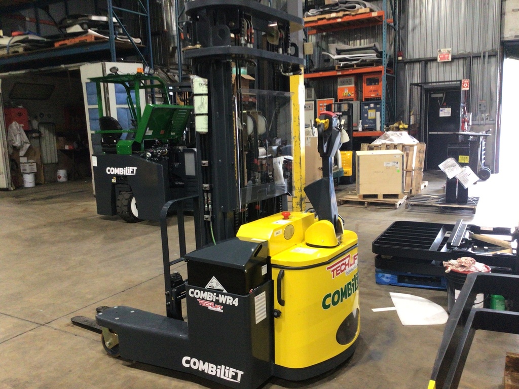 54515 - 2023 COMBILIFT WR4 4400LBS