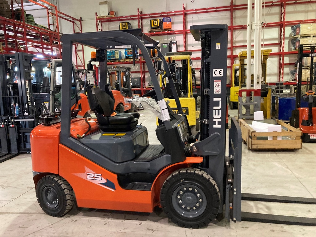 L-1598 - 2022 HELI 5000LBS