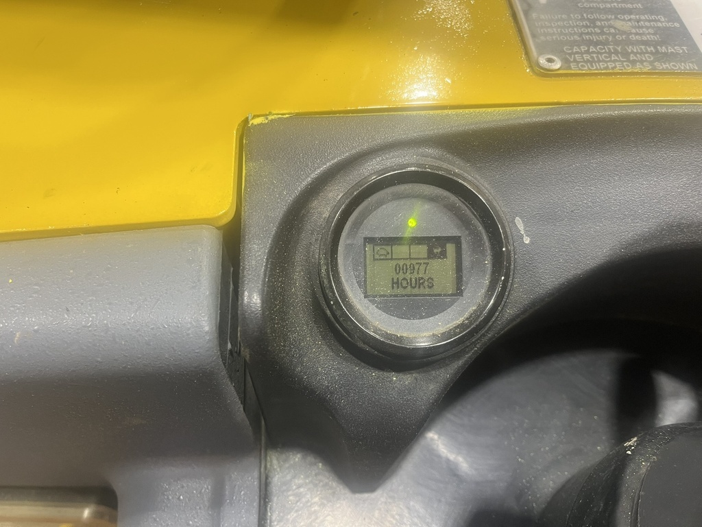 L-1844 - HYSTER 8000LBS