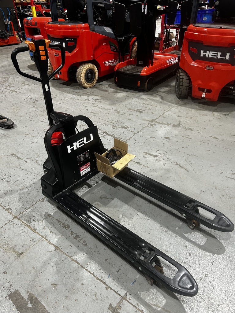 L-1724 - 2023 HELI 3300LBS