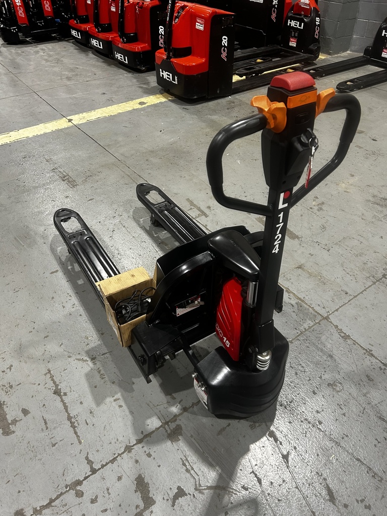 L-1724 - 2023 HELI 3300LBS