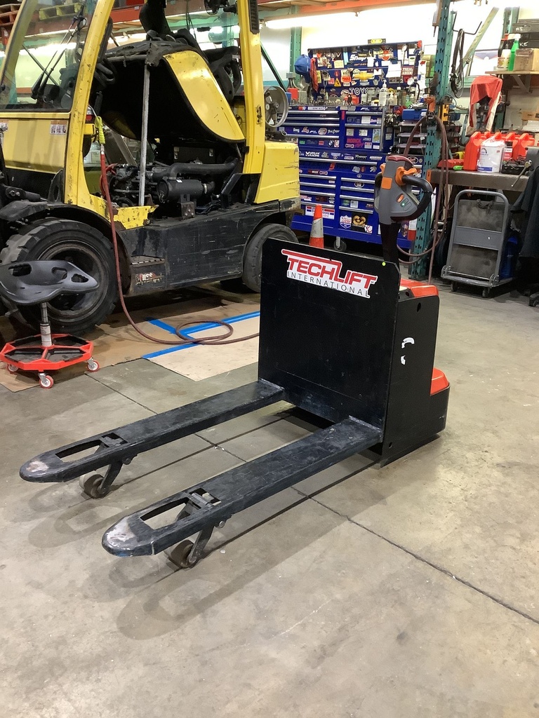 L-1097 - 2022 HELI 4400LBS