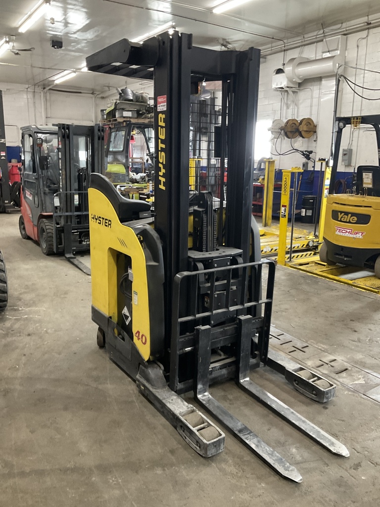 L-1525 - 2013 HYSTER 4000LBS