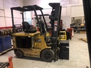 L-989 - CATERPILLAR 5000lbs