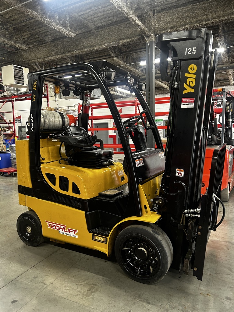 L-910 - 2016 YALE 8000LBS