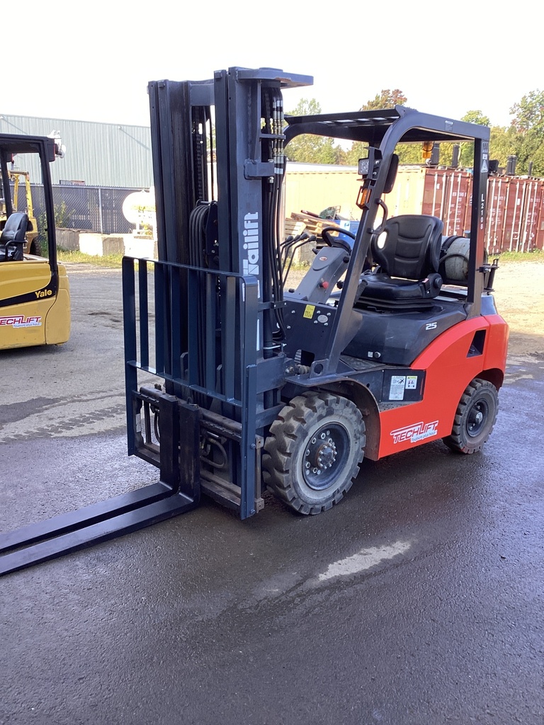 TAILIFT PFG25PS PTA02861