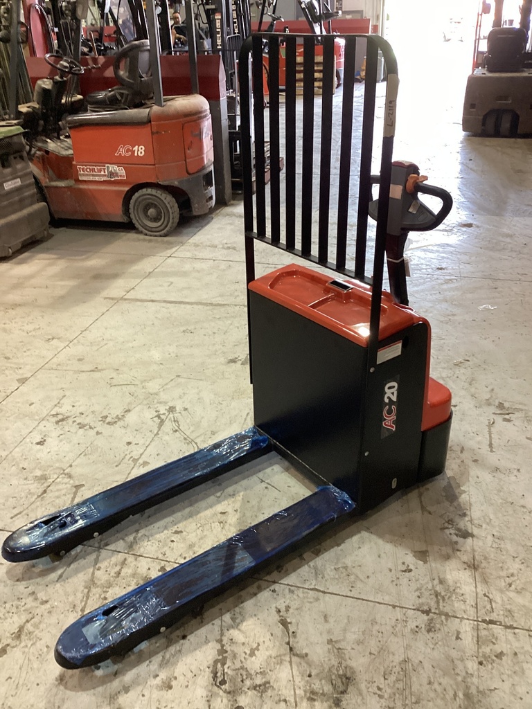 L-2119 - 2023 HELI 2000LBS