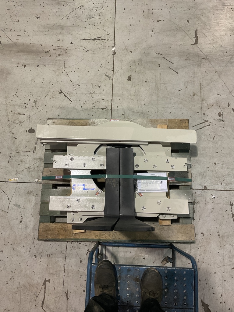 A-1047 - 2023 ROTATOR 4500LBS