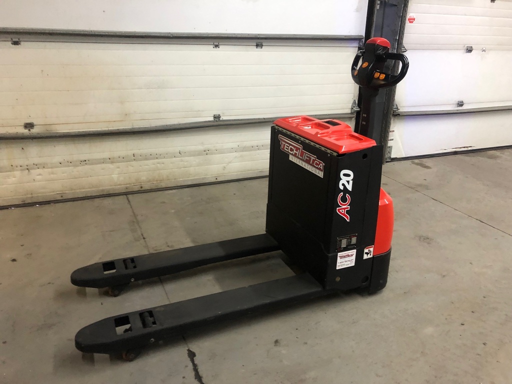 L-1031 - 2022 HELI 4400LBS