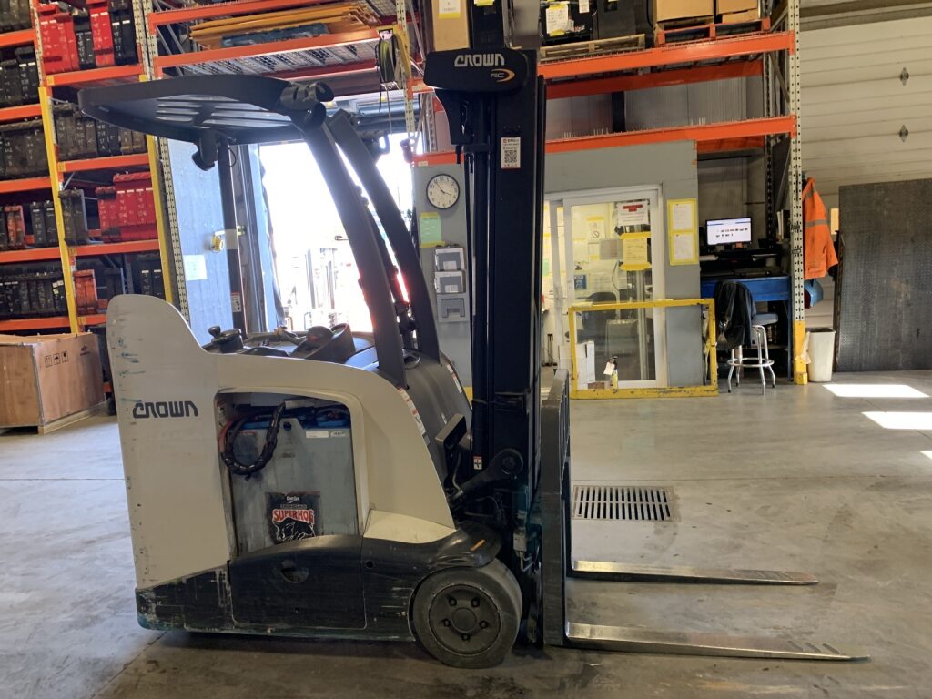 CROWN RC5545-40 1A485722 "89X208(3)"