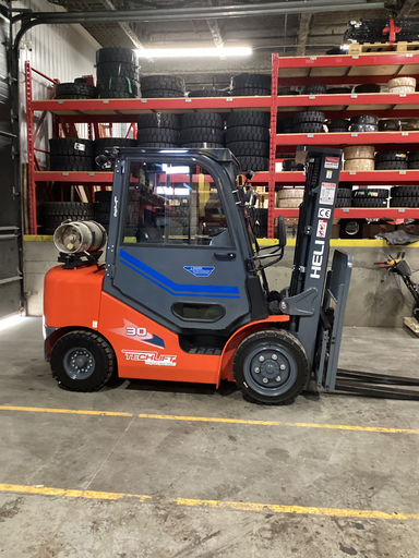 [L-1496] HELI CPYD30-KU1H 230303A0239