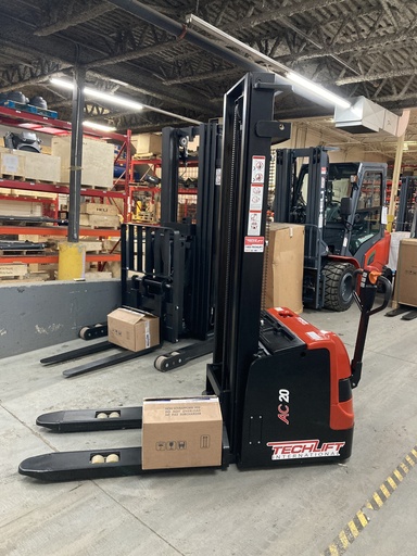 [L-1817] L-1817 - 2023 HELI 4400LBS